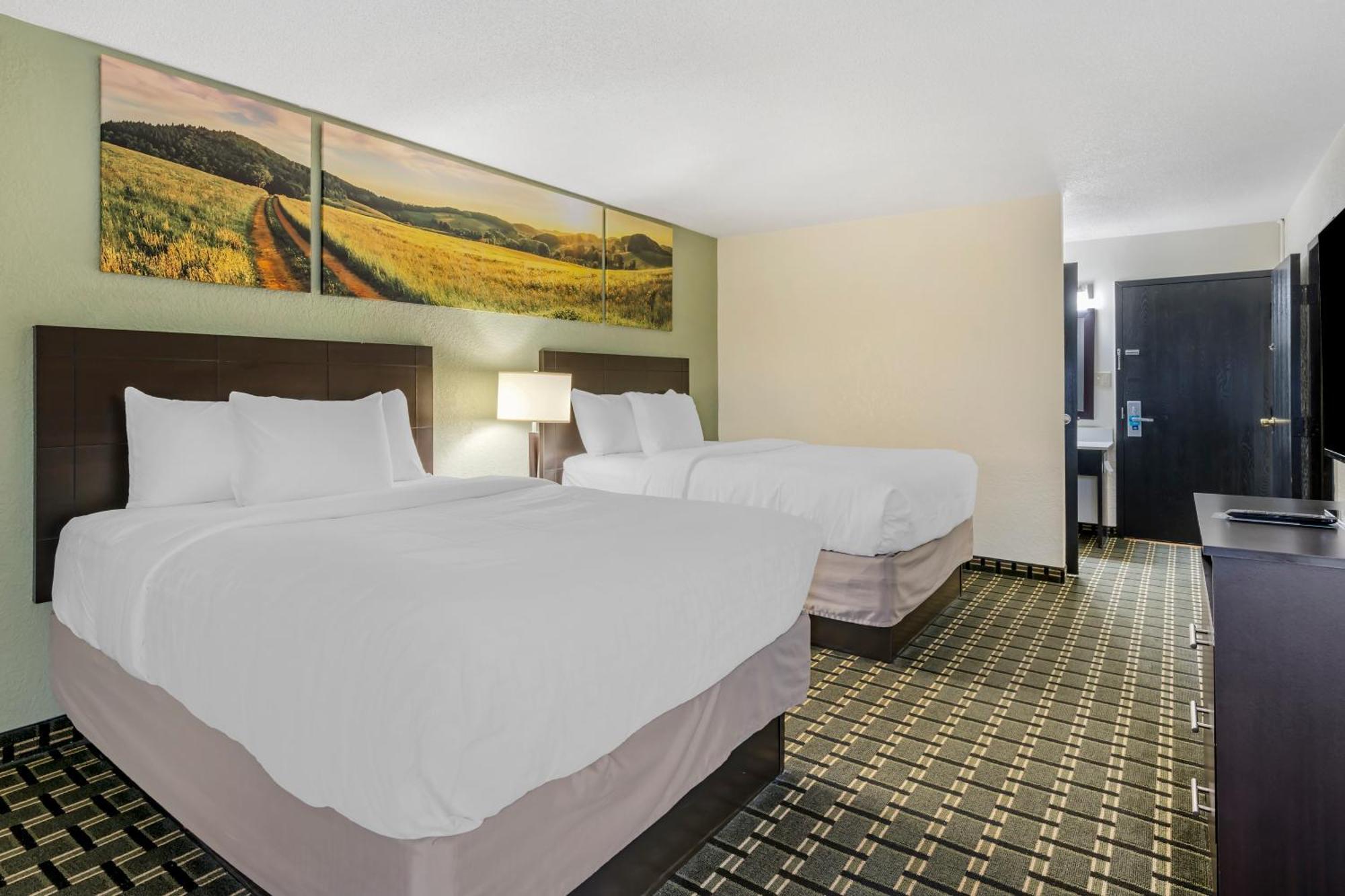 Clarion Pointe Hotel Jasper Exterior foto