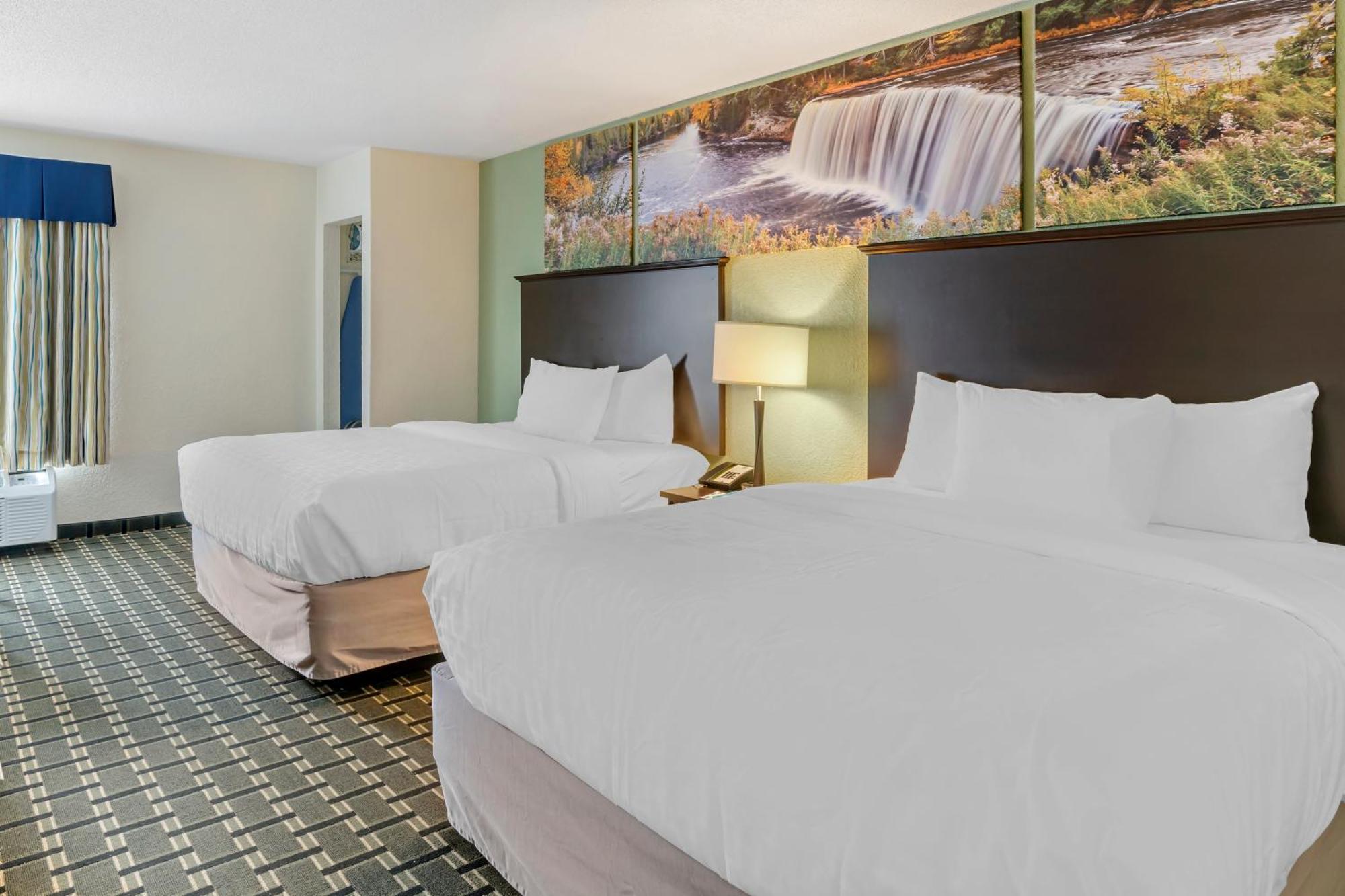 Clarion Pointe Hotel Jasper Exterior foto