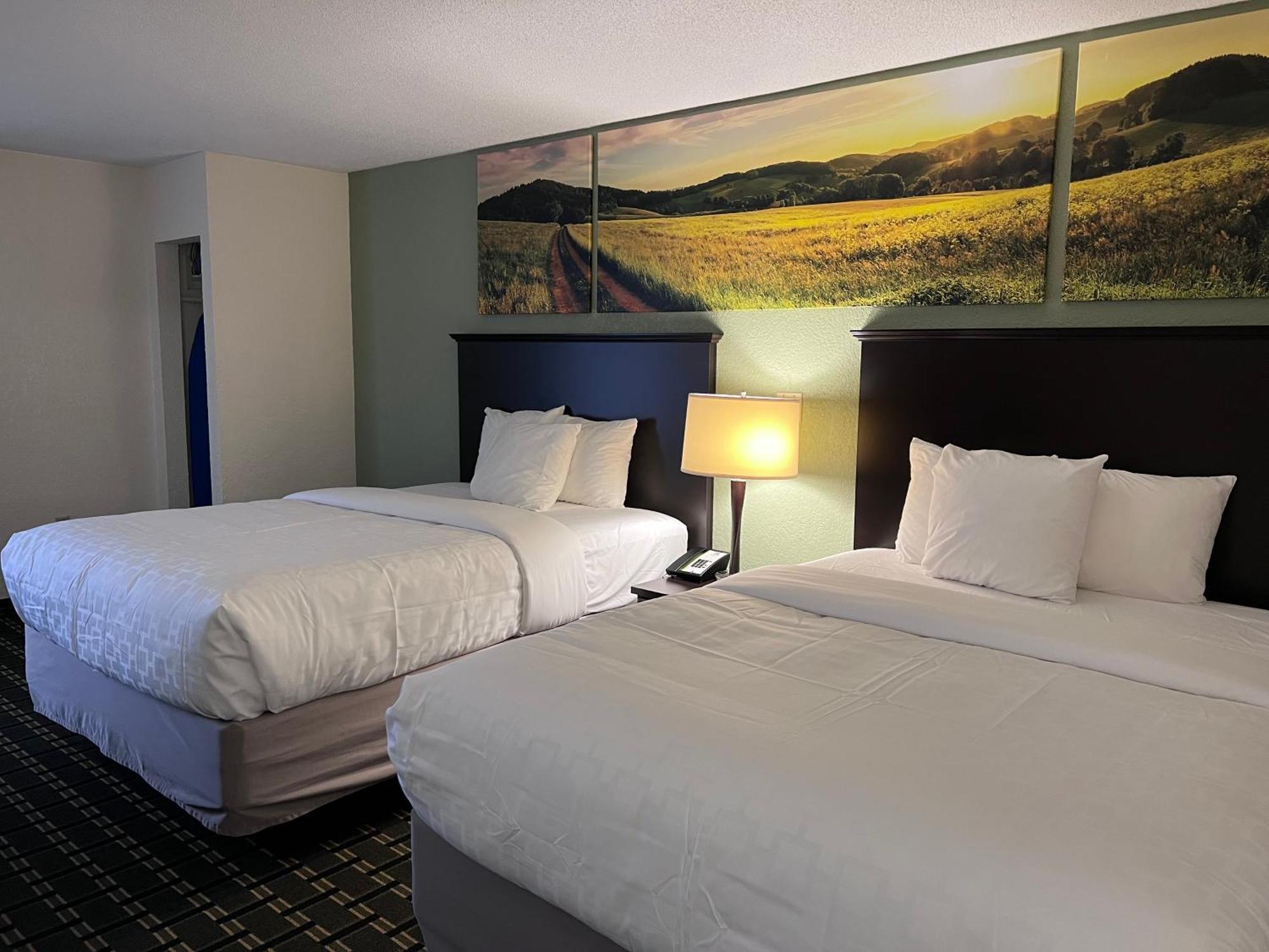 Clarion Pointe Hotel Jasper Exterior foto