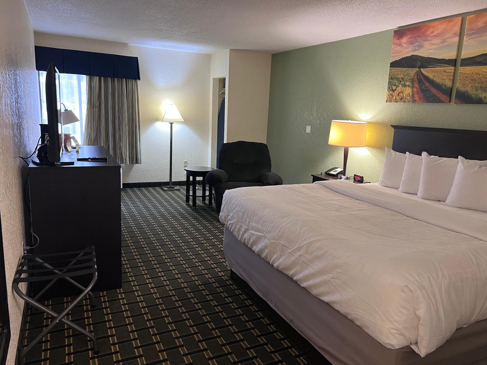 Clarion Pointe Hotel Jasper Exterior foto